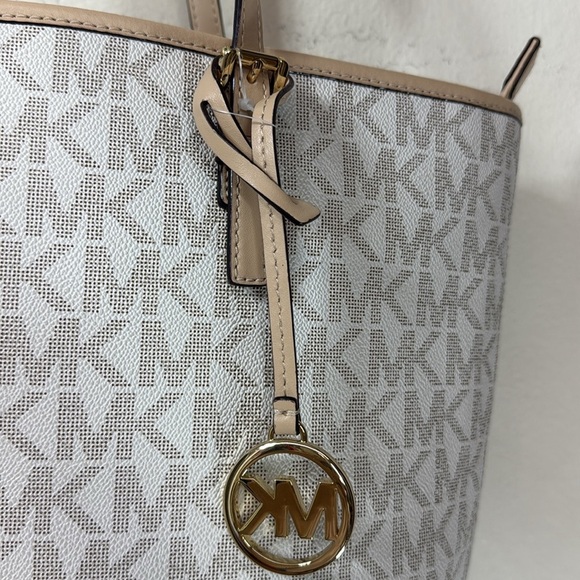 (B7) Michael Kors Monogram Logo Large Tote Bag in Caramel. - Picture 2 of 16